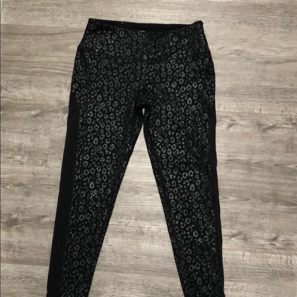 Victoria’s Secret Sport Knockout tights